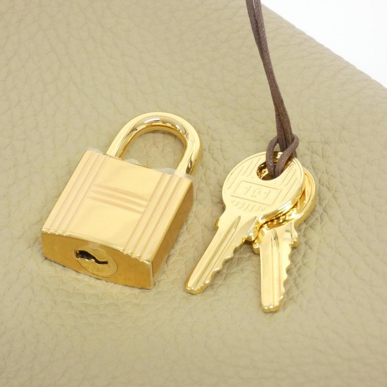 エルメス ピコタン ロック PM 056289CC バッグ