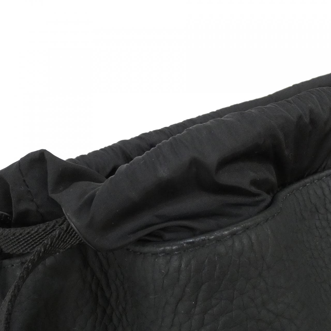 ルイヴィトン トリヨン モノグラム モンスリ バックパック M23127 リュックサック