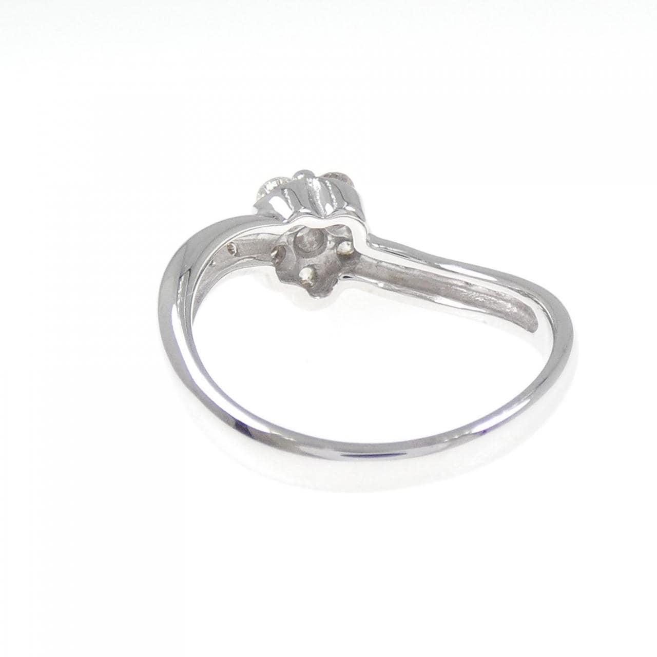 K18WG フラワー ダイヤモンド リング 0.50CT