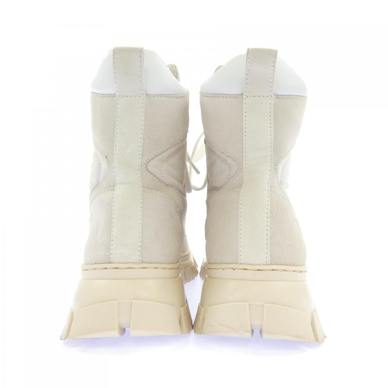 ブルネロクチネリ BRUNELLO CUCINELLI ブーツ