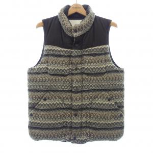 ホワイトマウンテニアリング WHITE MOUNTAINEERING ダウンベスト