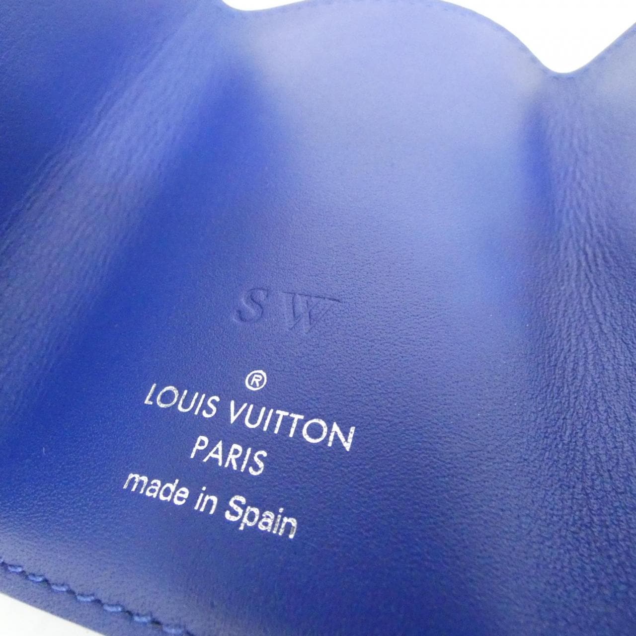 ルイヴィトン タイガ ラマ ディスカバリー コンパクト ウォレット M67620 財布