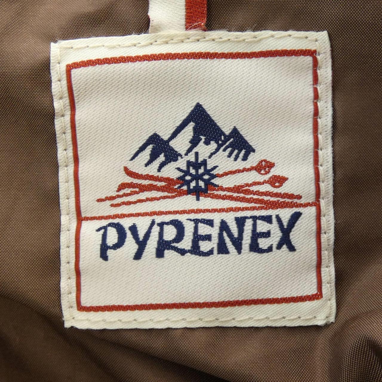 比利牛斯PYRENEX羽绒服