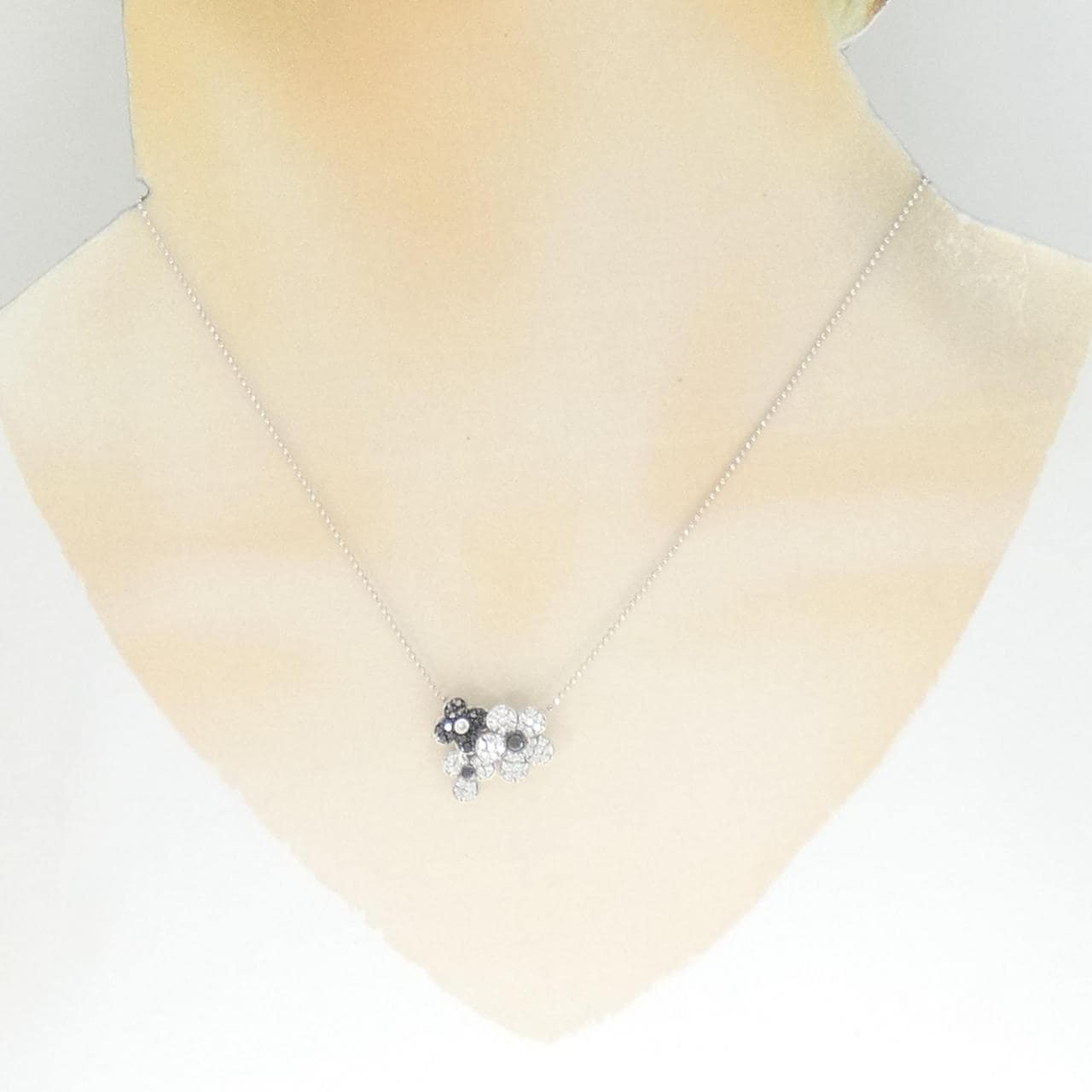 ポンテヴェキオ ビアンコ エ ネロ ネックレス 0.43CT
