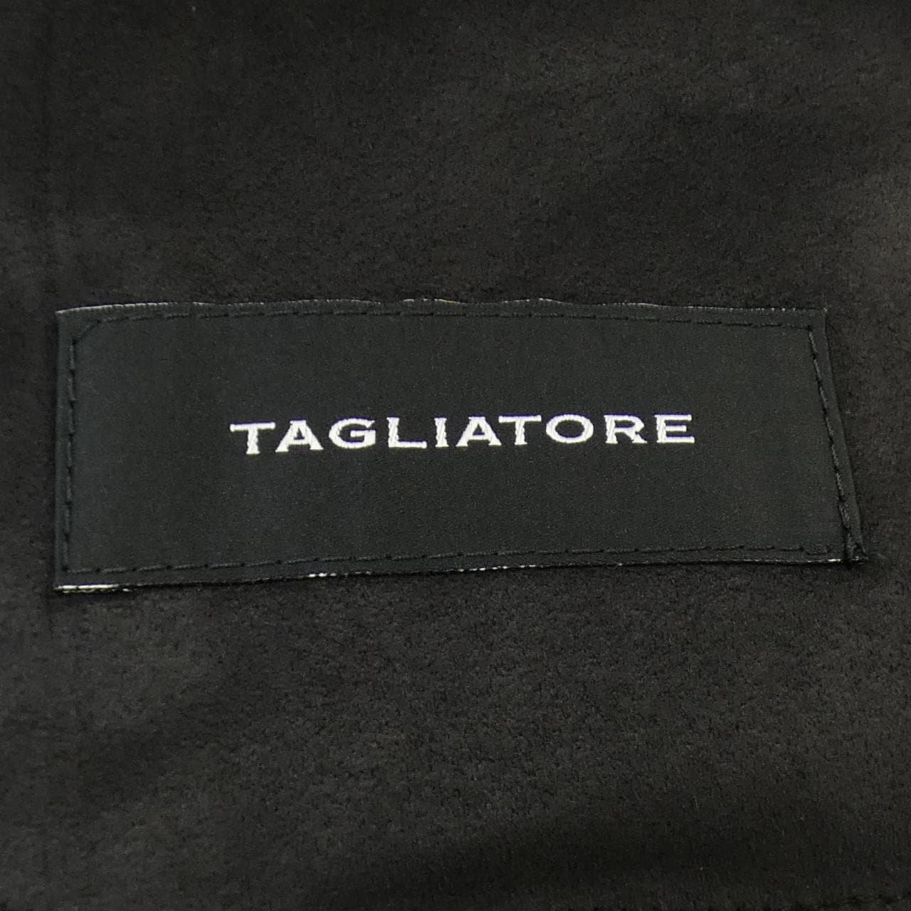 タリアトーレ TAGLIATORE ジャケット