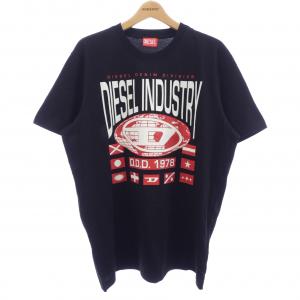 ディーゼル DIESEL Tシャツ