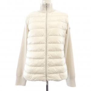 モンクレール MONCLER 20939B00023 ダウンジャケット