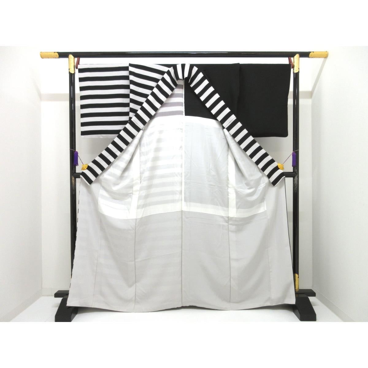 小紋　ＭＩＲＯＫＵ　胴抜き仕立て　身幅Ｌ寸