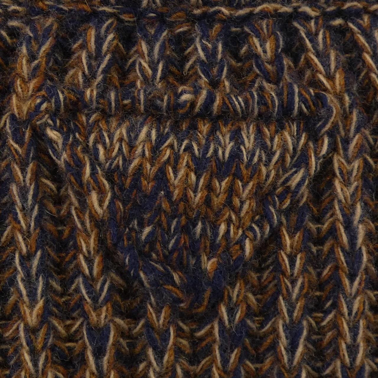 プラダ PRADA トライアングルロゴ　フレアシルエット 21559 SOOO 172F スカート