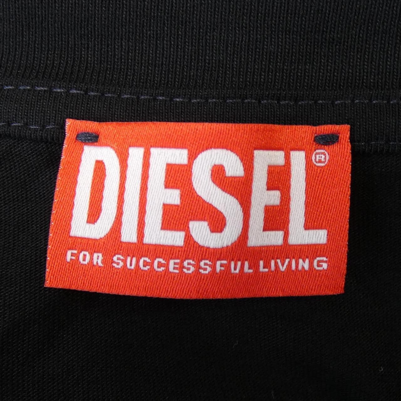 ディーゼル DIESEL Tシャツ