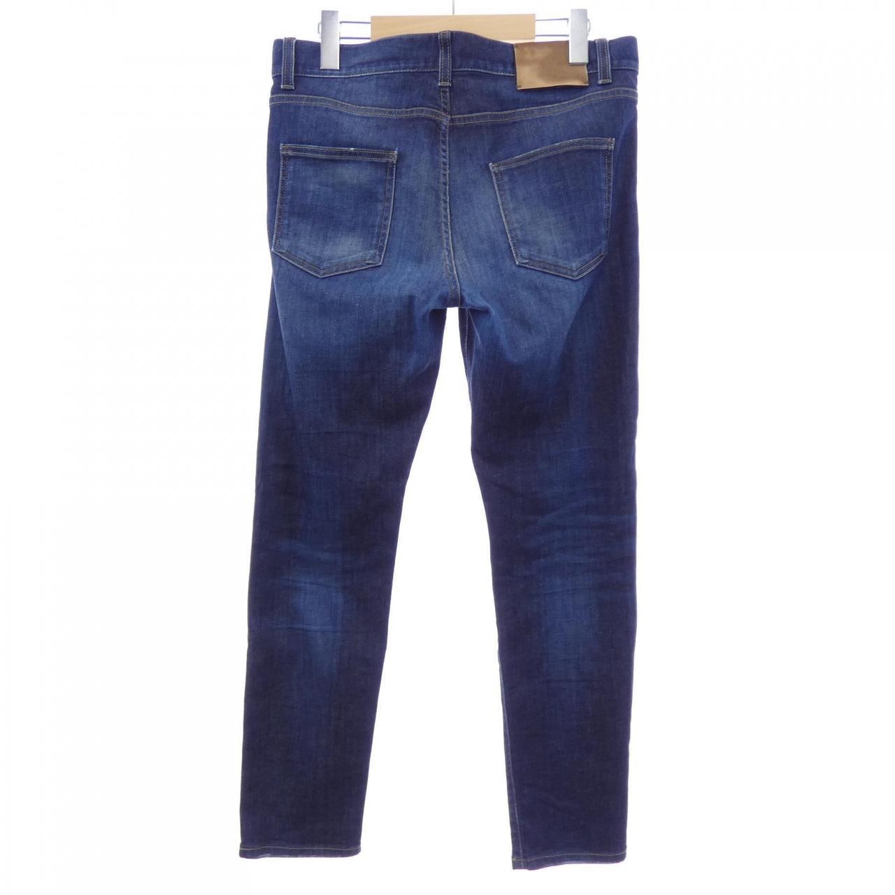 グッチ GUCCI 333222　XD192 ジーンズ