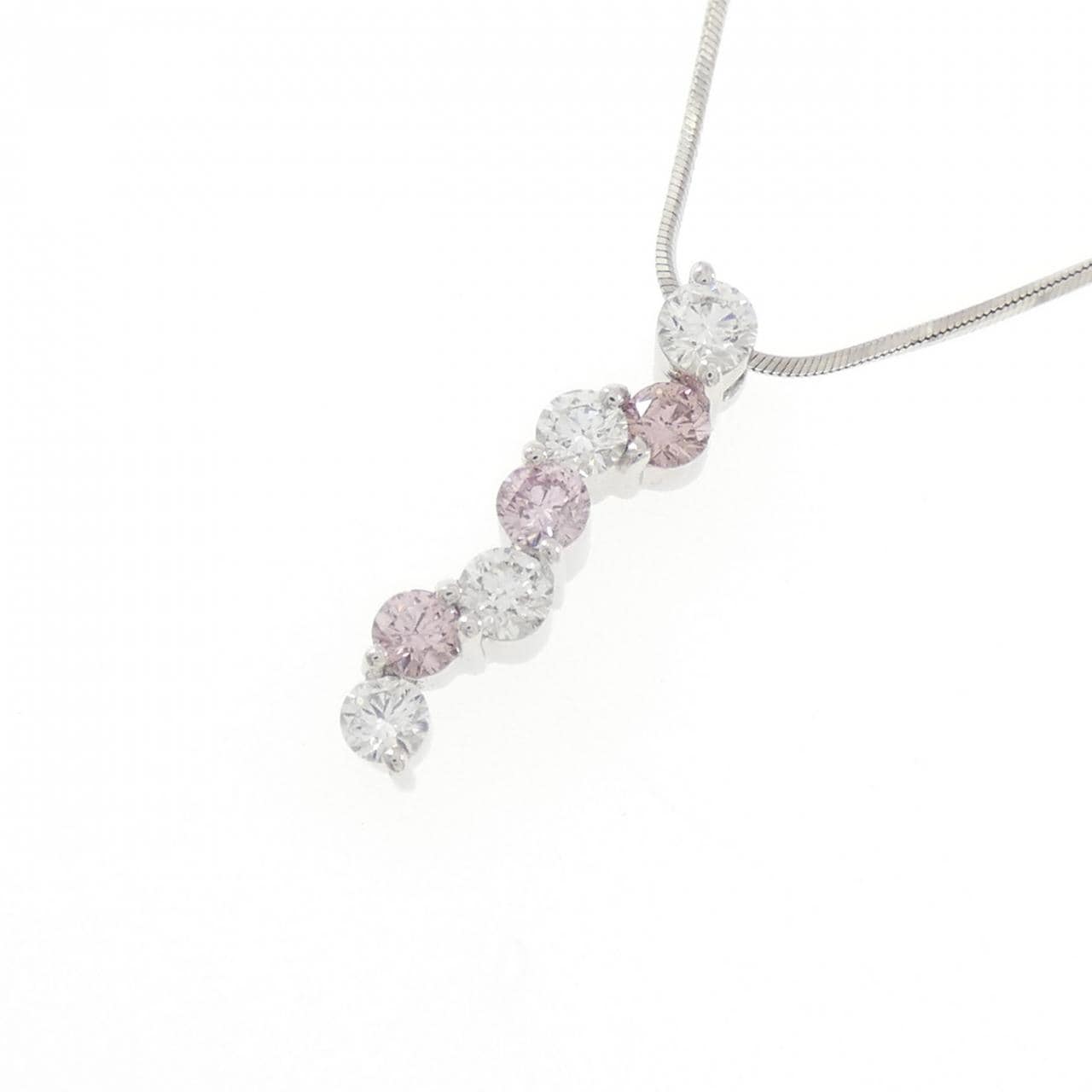 PT900/PT850 ピンクダイヤモンド ネックレス 0.273CT
