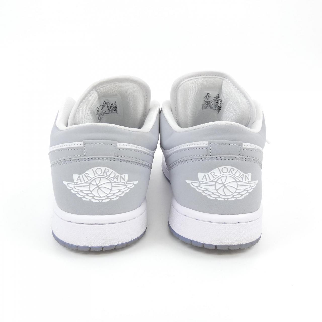ナイキ NIKE スニーカー