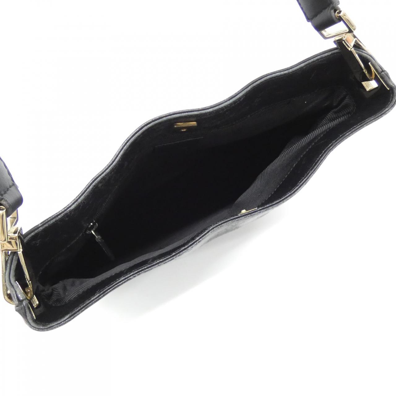 [vintage] Gucci 001 4231 肩背包