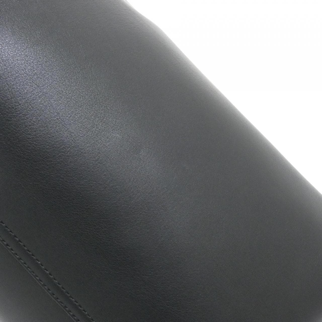 ロエベ ペブル バケット バッグ ミディアム AANBBBWX01 ショルダーバッグ