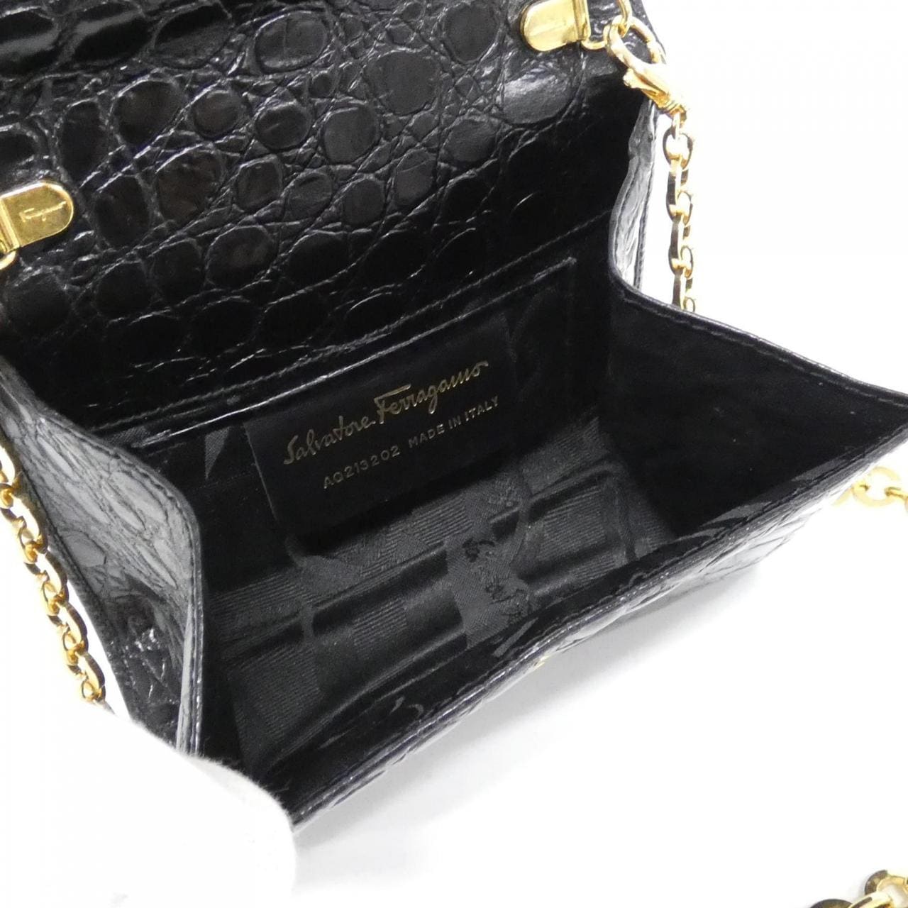 【ヴィンテージ】サルヴァトーレフェラガモ 21 3202 ショルダーバッグ