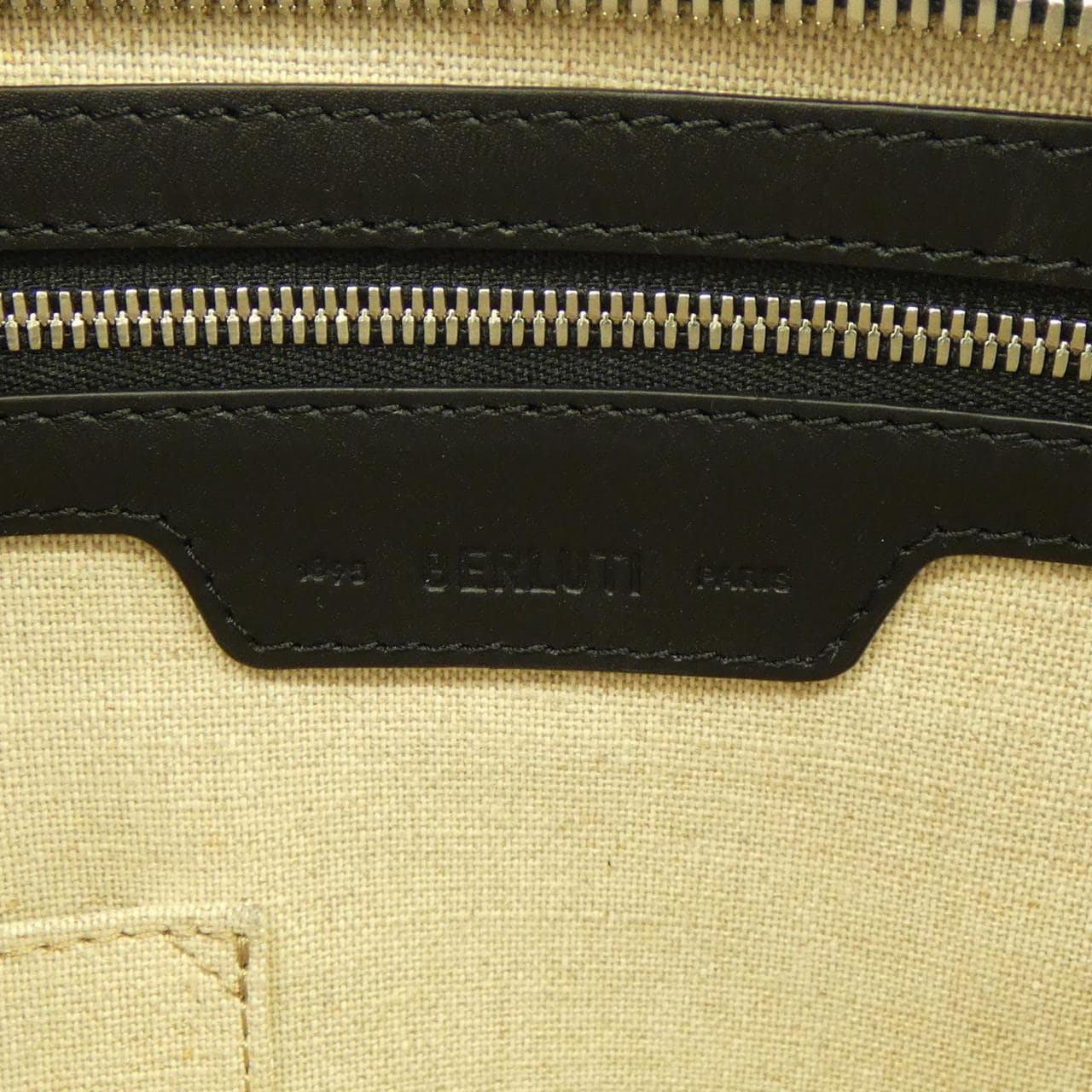ベルルッティ Berluti アンジュールミニスクリットレザーブリーフ BAG