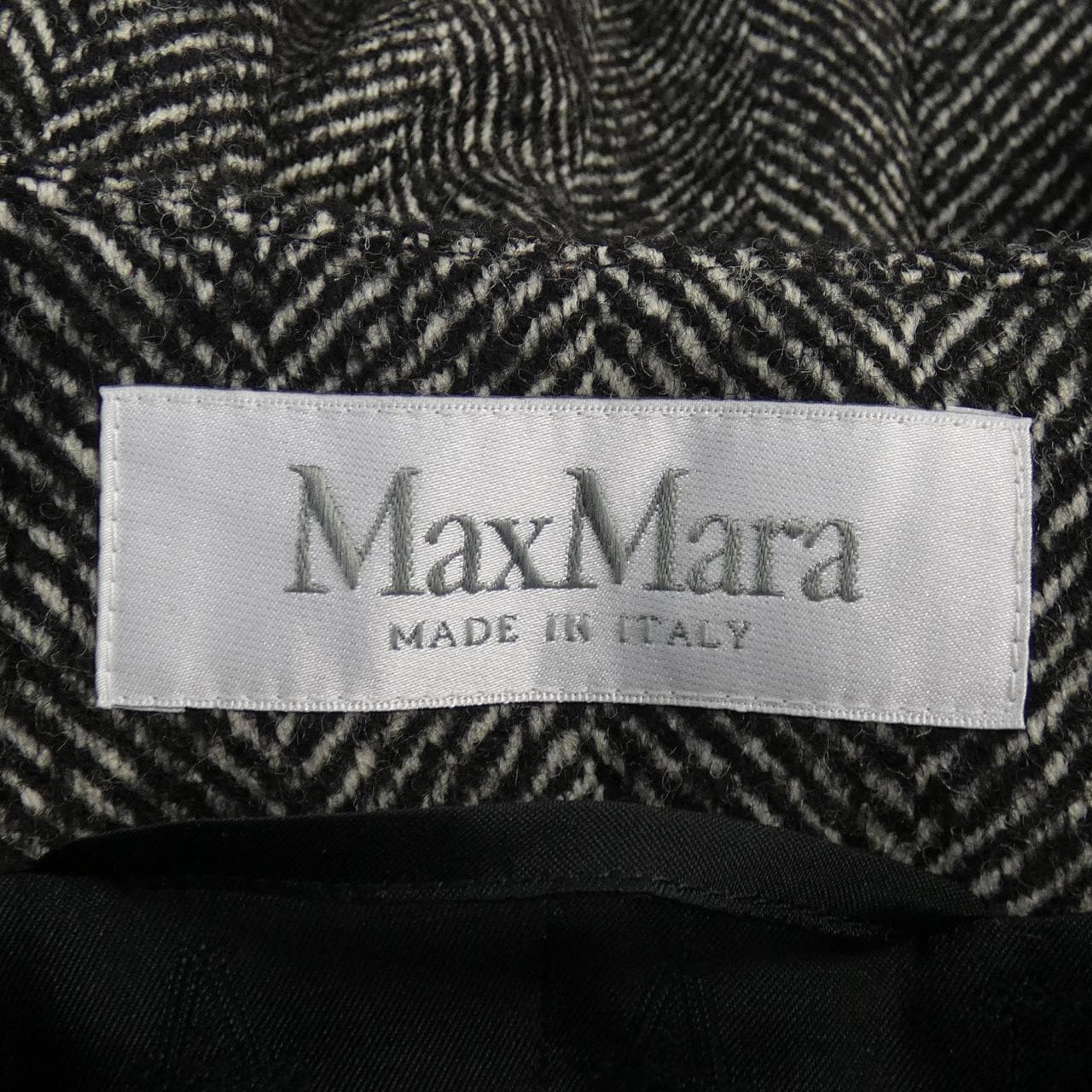マックスマーラ Max Mara ノーカラージャケット