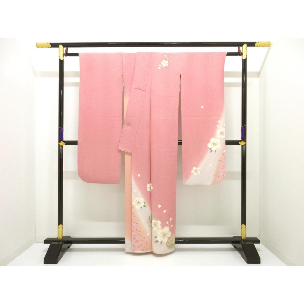 振袖　友禅金彩加工　刺繍入りボカシ染　身丈Ｓ寸