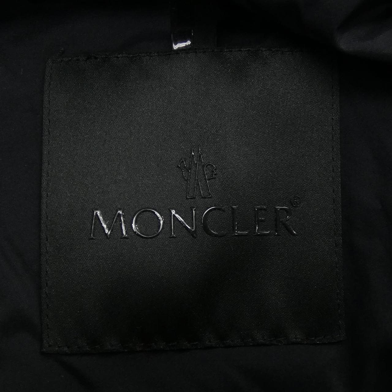 MONCLER蒙克勒羽绒服