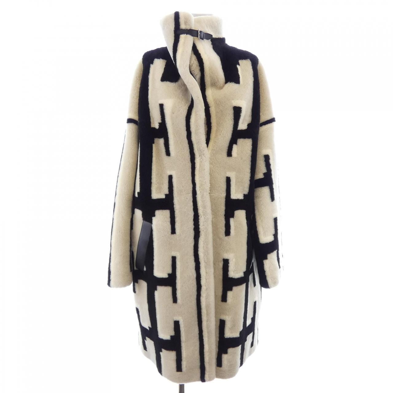 エルメス HERMES *07-7010 ムートンコート