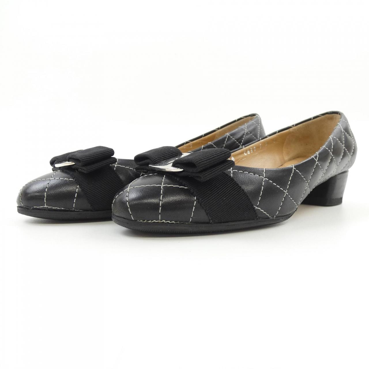 サルヴァトーレフェラガモ SALVATORE FERRAGAMO パンプス