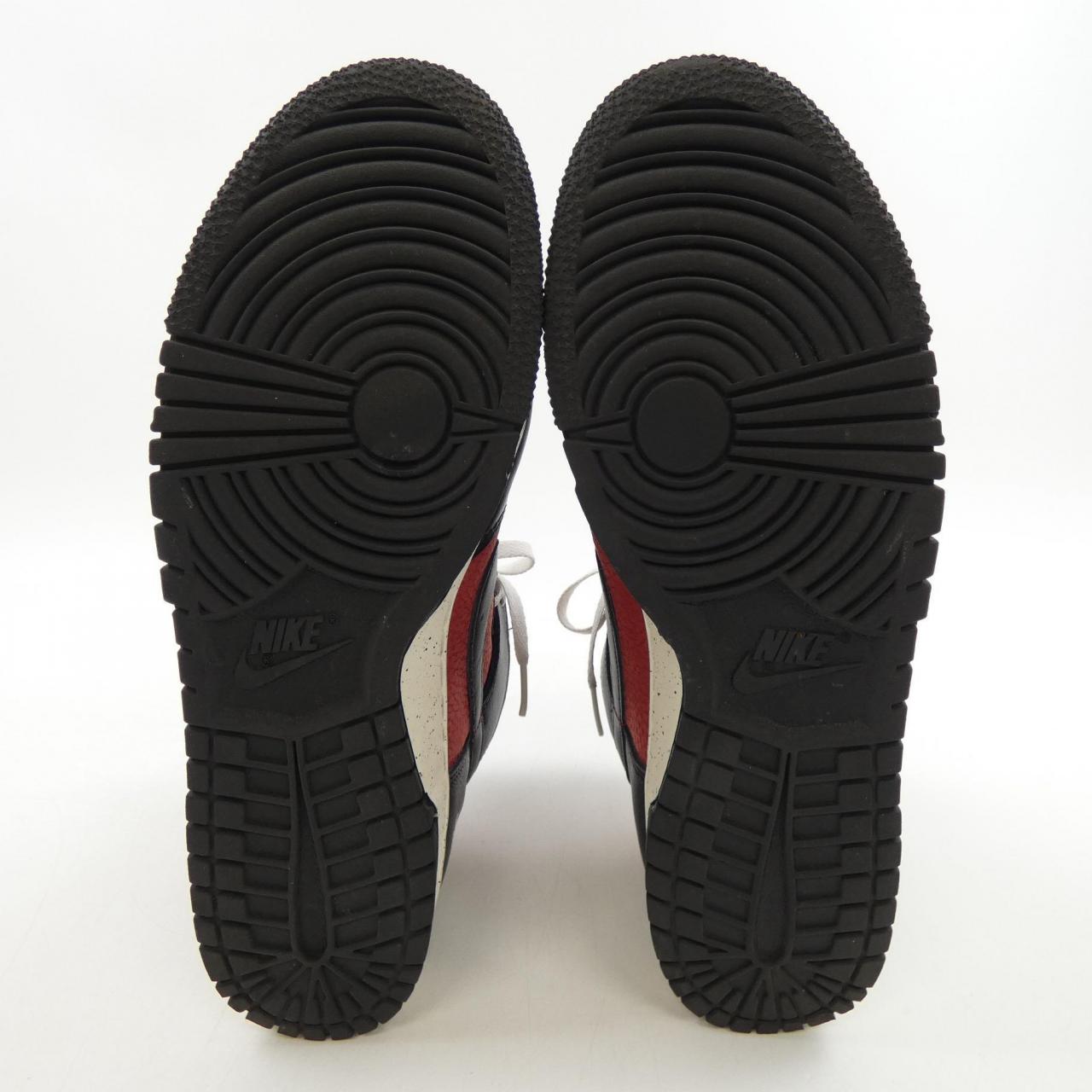 ナイキ NIKE スニーカー