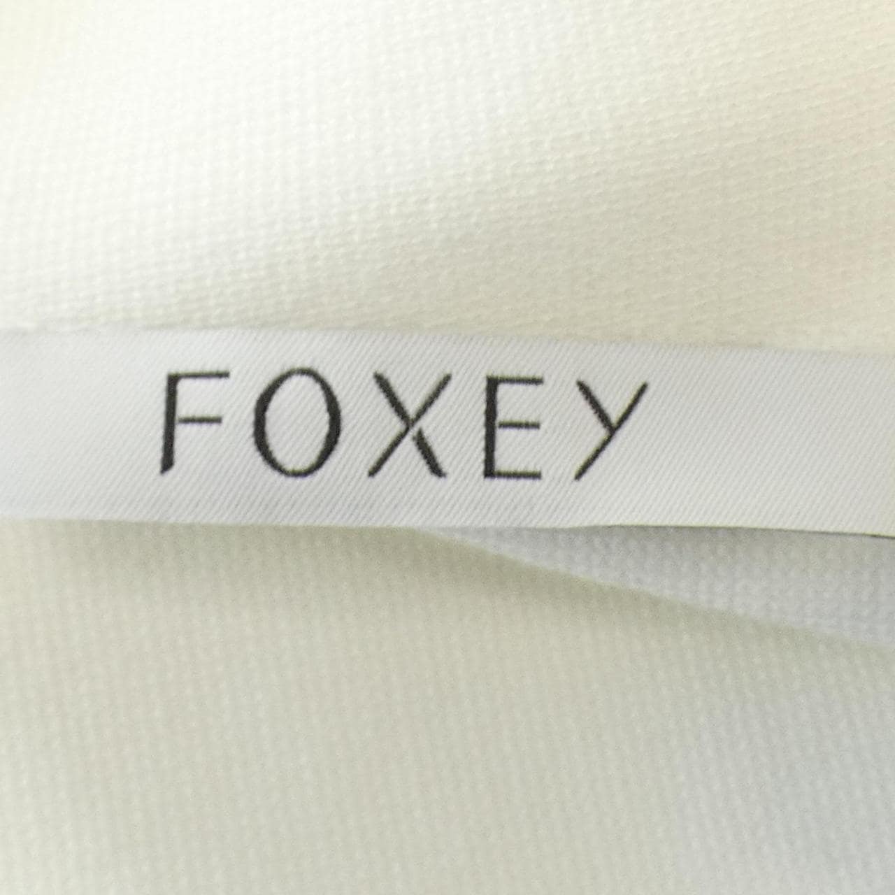 フォクシー FOXEY トップス