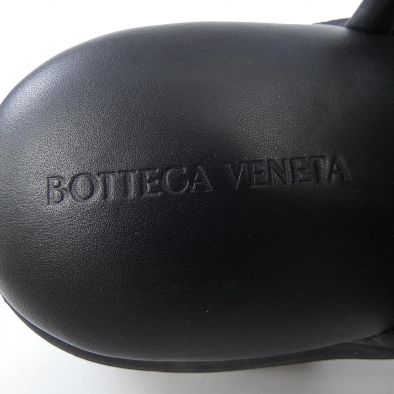 ボッテガヴェネタ BOTTEGA VENETA 690034　VODS2 サンダル