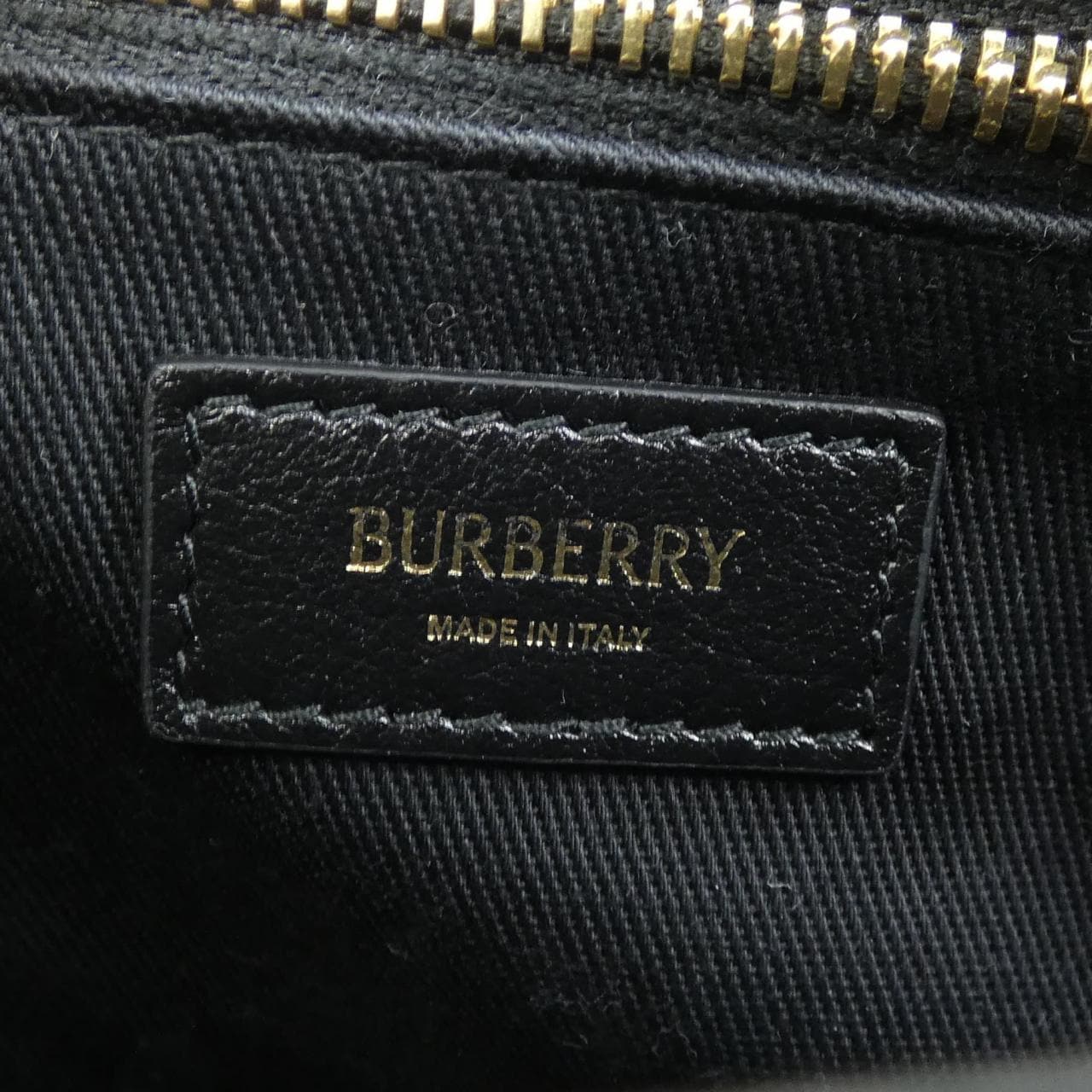バーバリー BURBERRY ストランド 81112641 BAG