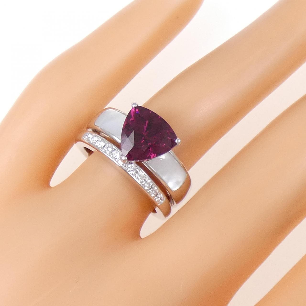 タサキ ガーネット リング 3.23CT