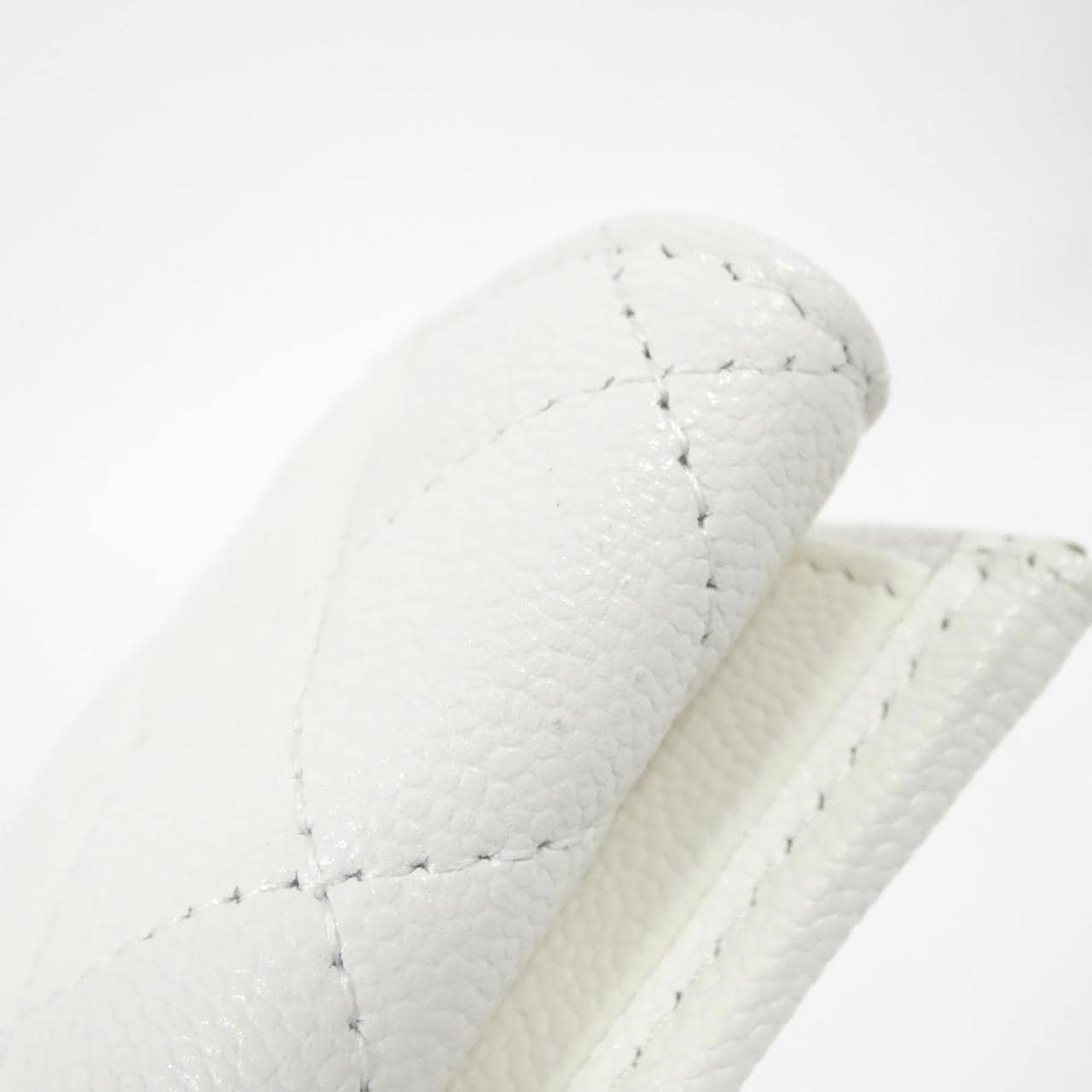 シャネル タイムレスクラシック ライン AP0230 財布