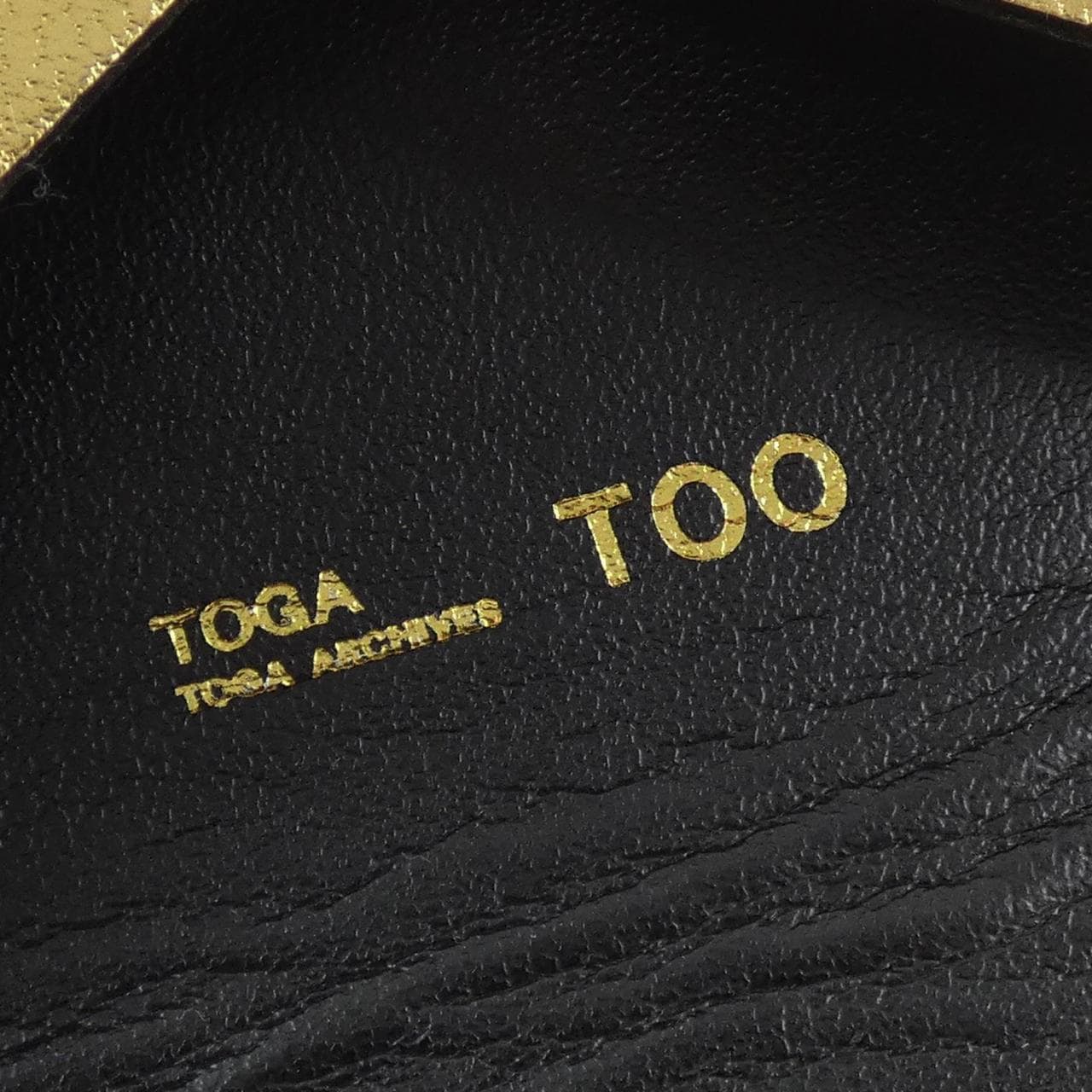 トーガ TOGA CARD CASE