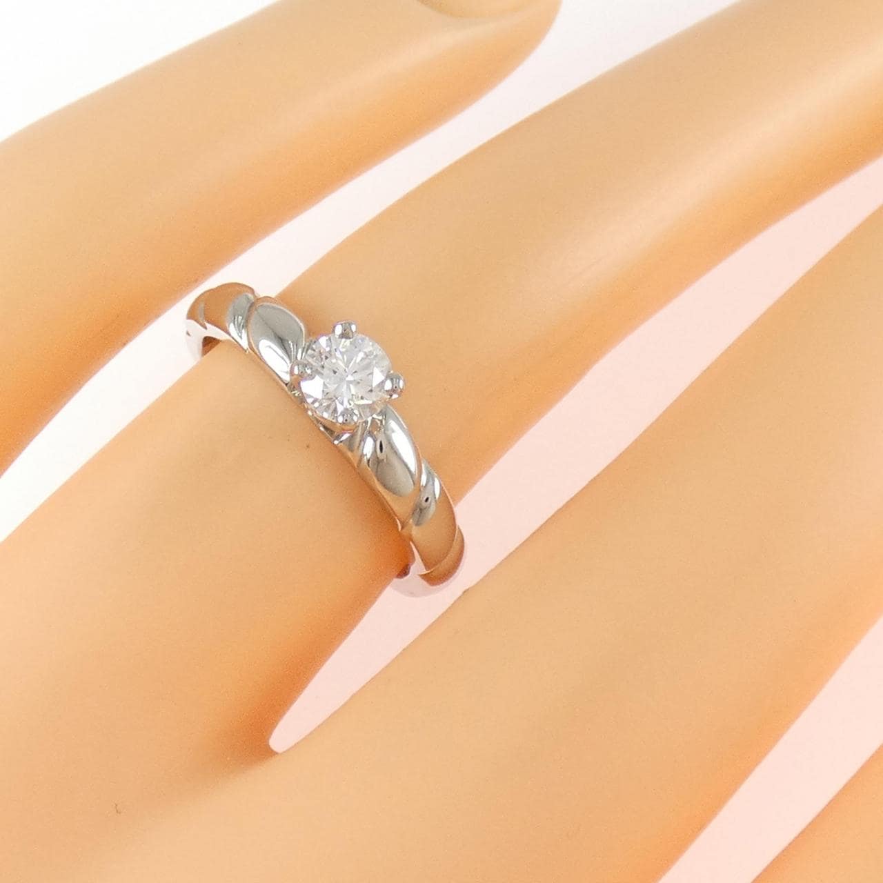 ショーメ トルサード リング