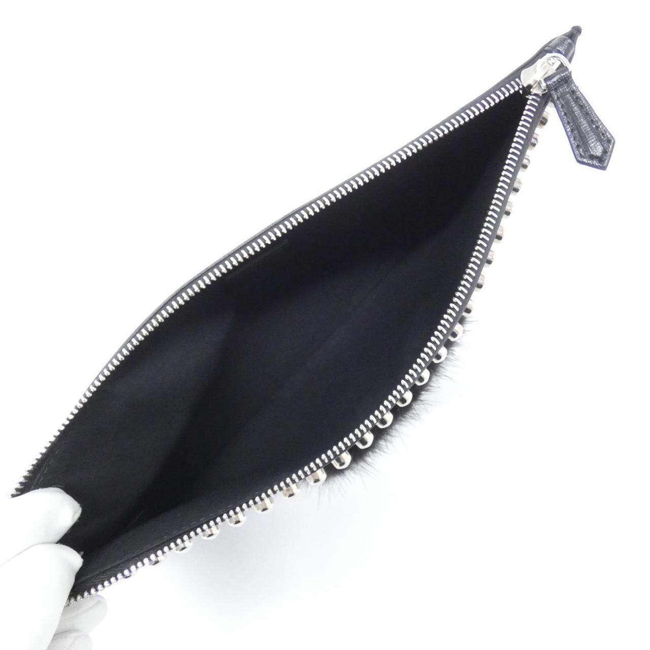 フェンディ KARLITO 7N0078 52P バッグ