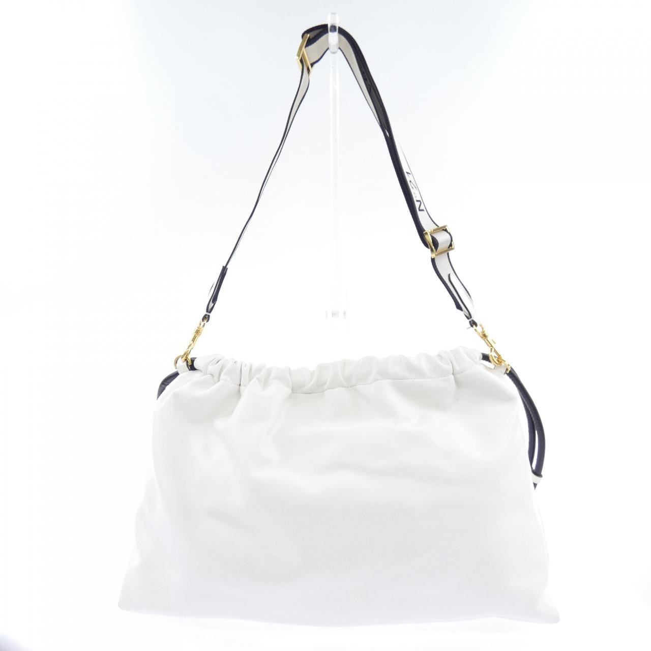 ヌメロヴェントゥーノ N°21 BAG