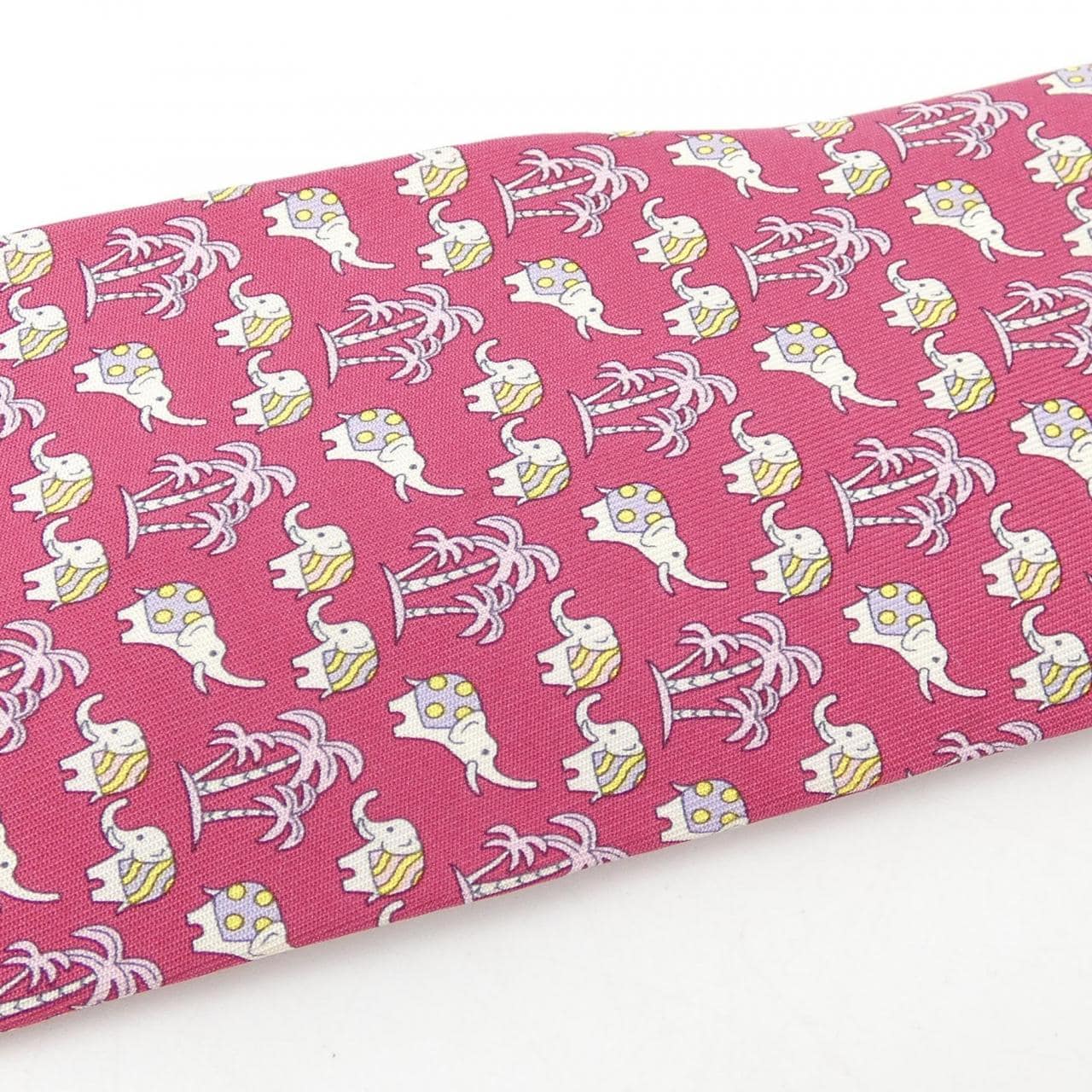 サルヴァトーレフェラガモ SALVATORE FERRAGAMO NECKTIE