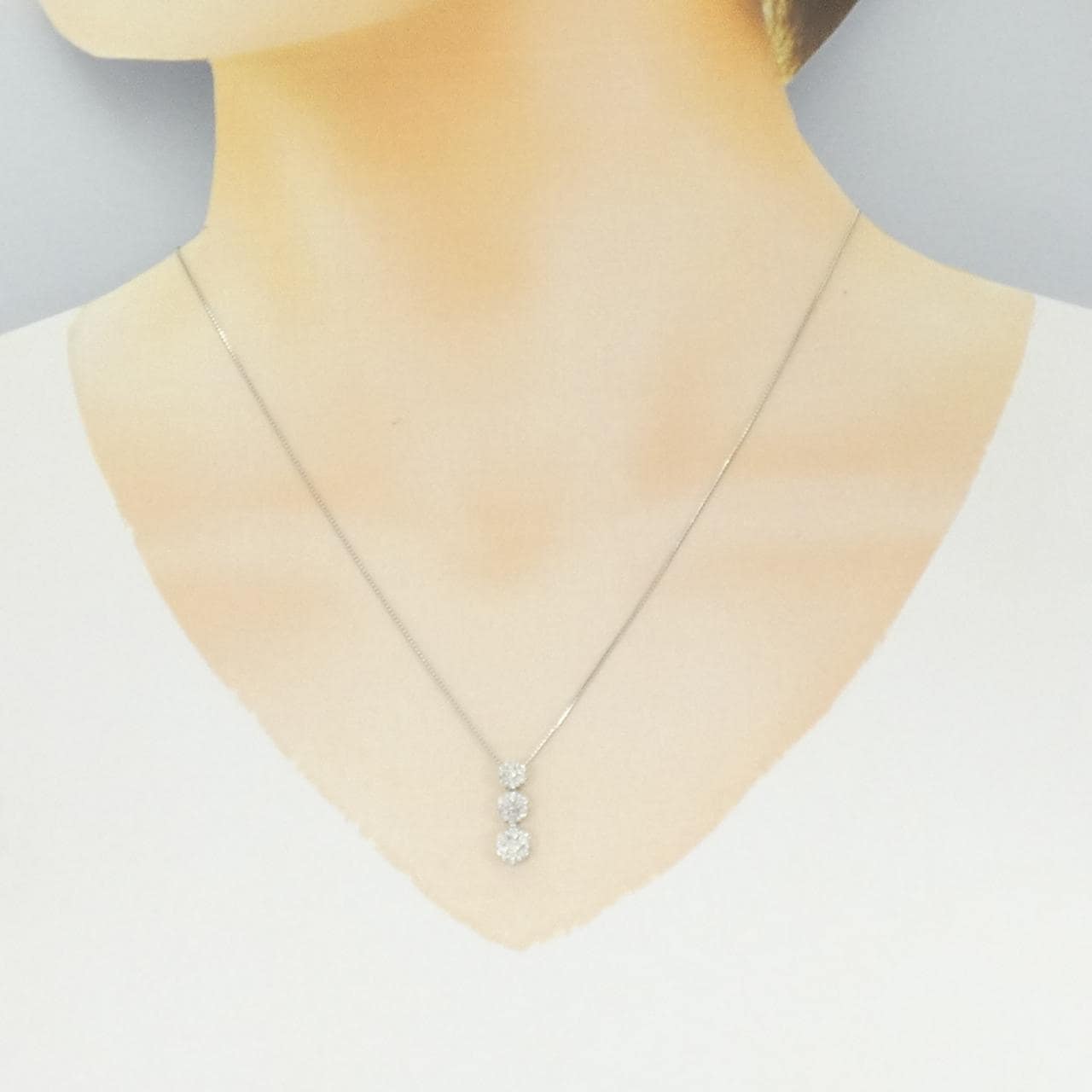 K18WG フラワー ダイヤモンド ネックレス 0.50CT