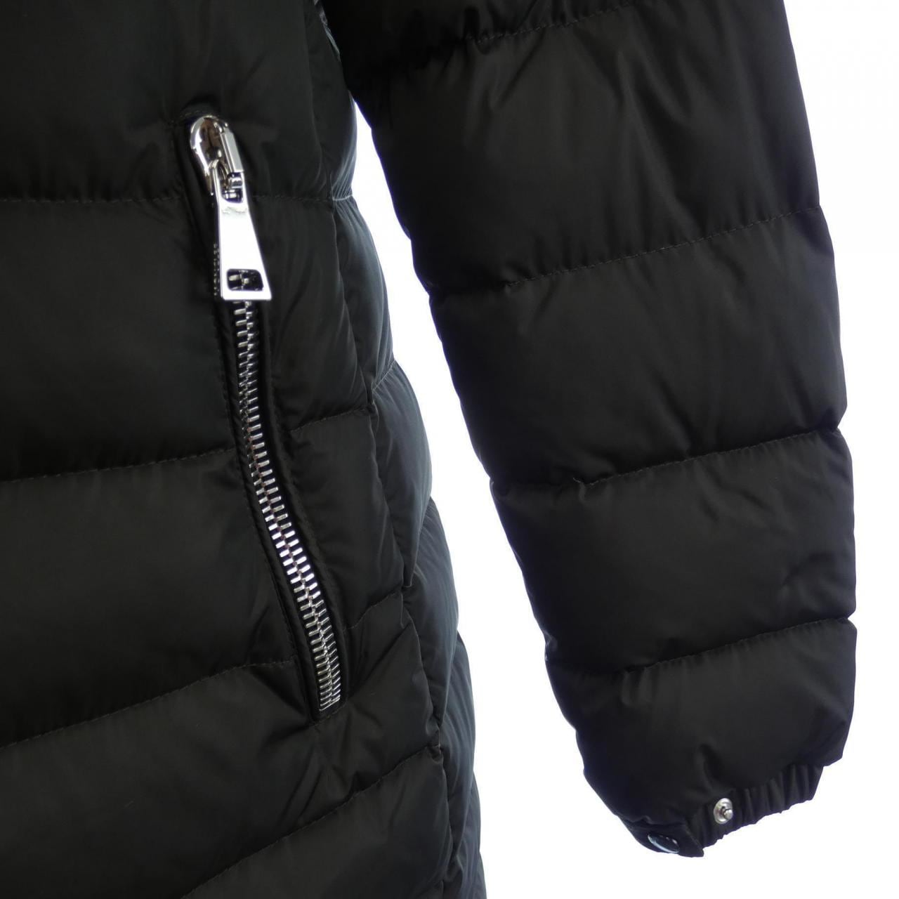 モンクレール MONCLER ダウンコート
