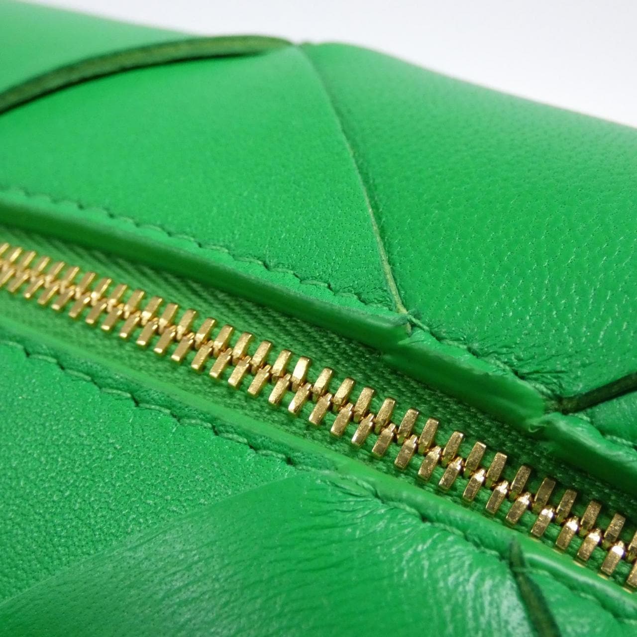 ボッテガヴェネタ 701915 VCQC2 ショルダーバッグ