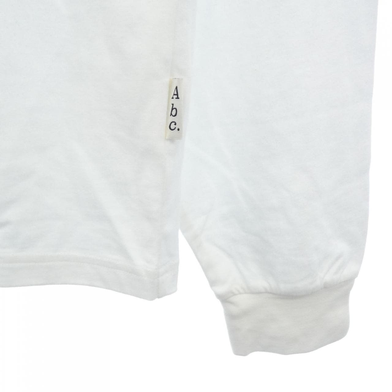ADVISORY BOARD CRYST Tシャツ