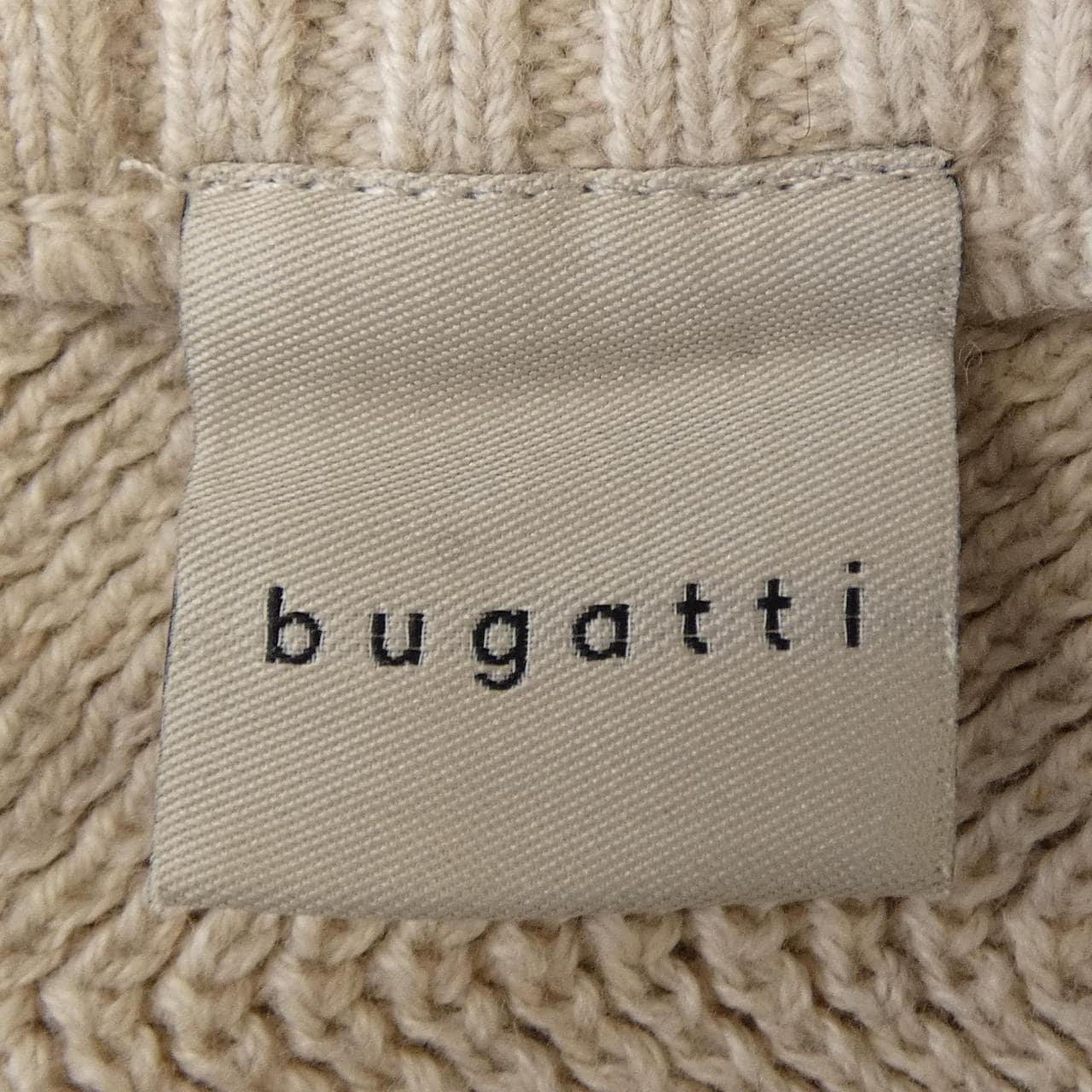 BUGATTI ニット