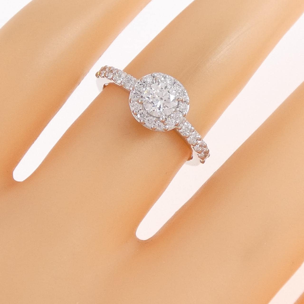 PT950 ダイヤモンド リング 0.31CT D VVS2 3EXT