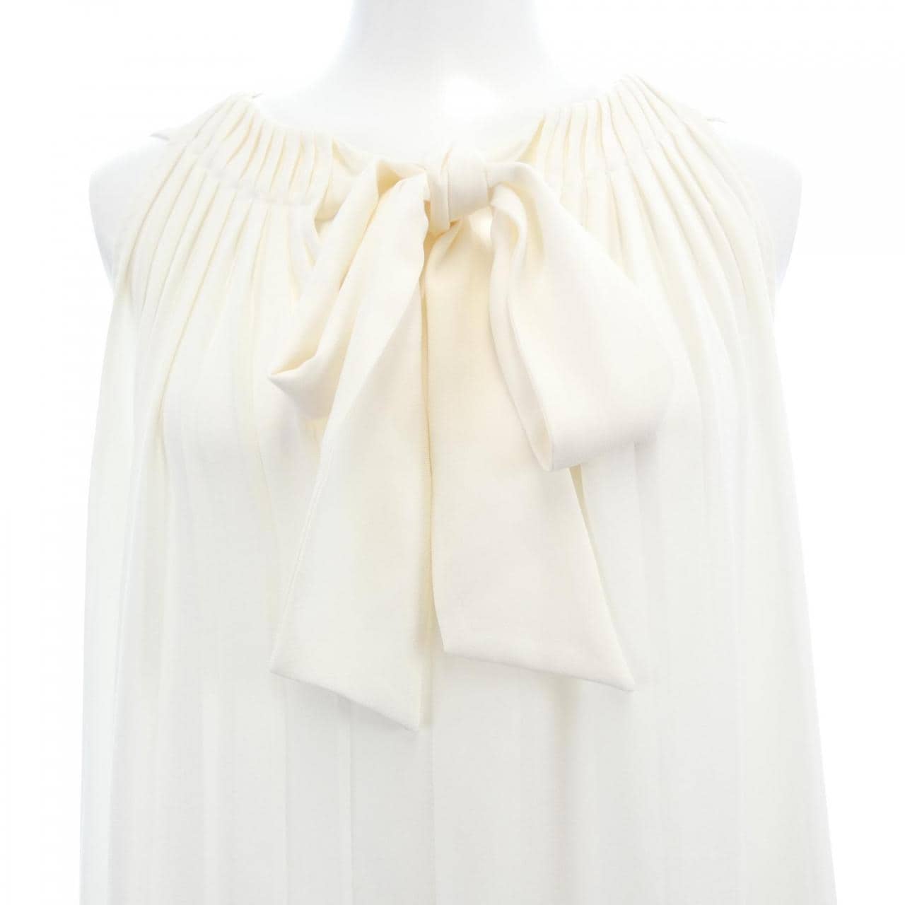 エスカーダ ESCADA トップス