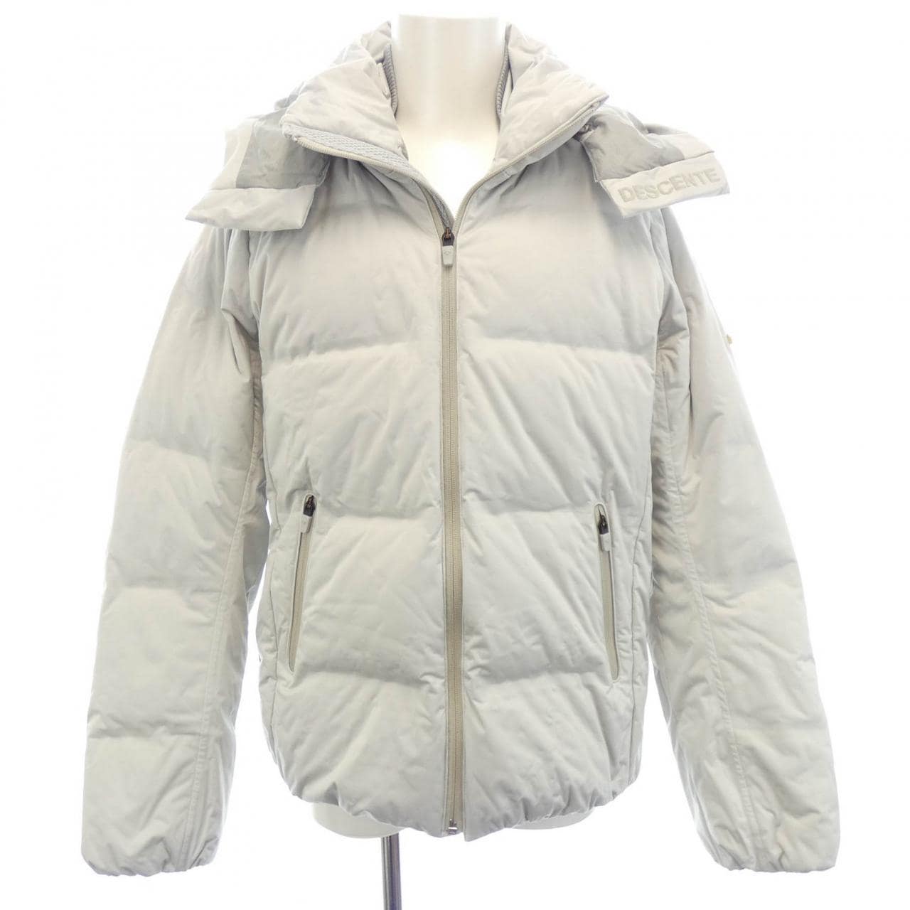 デサント DESCENTE ダウンジャケット