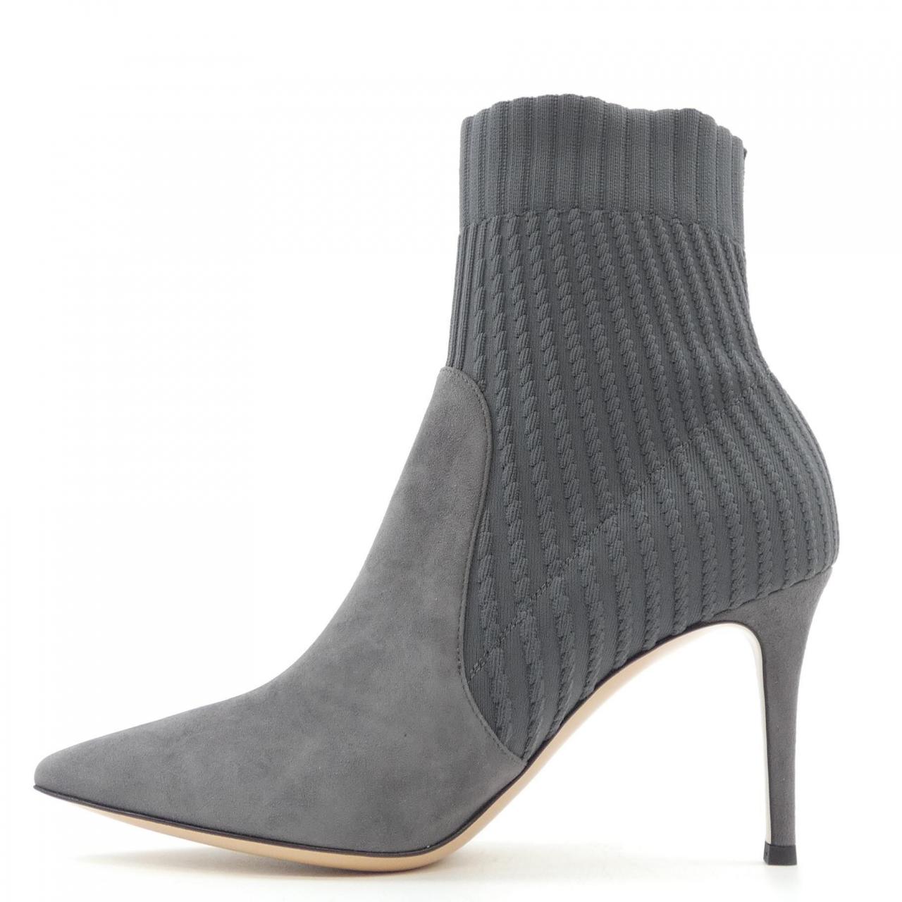 ジャンヴィトロッシ GIANVITO ROSSI ブーツ