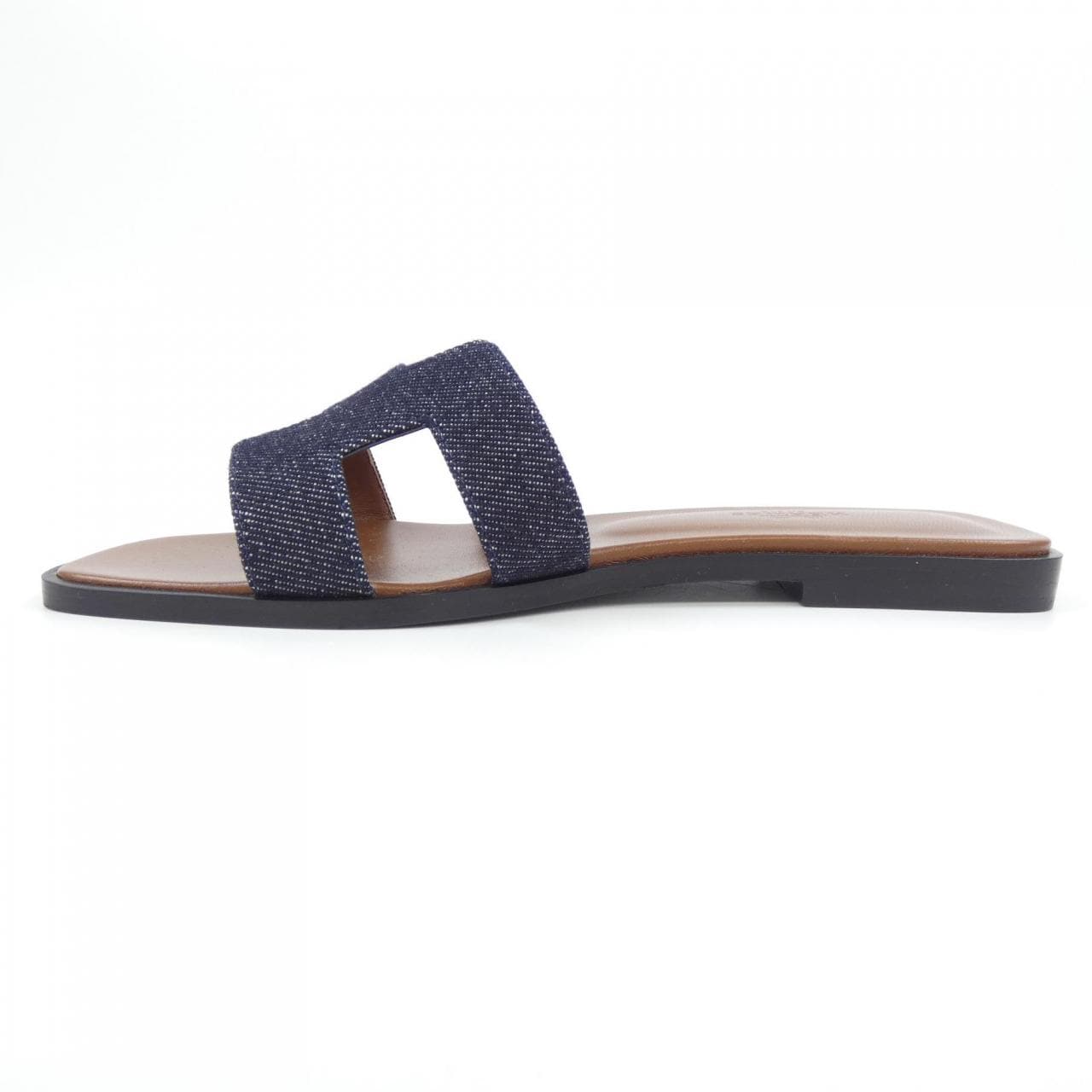 HERMES Oran 211242Z 涼鞋