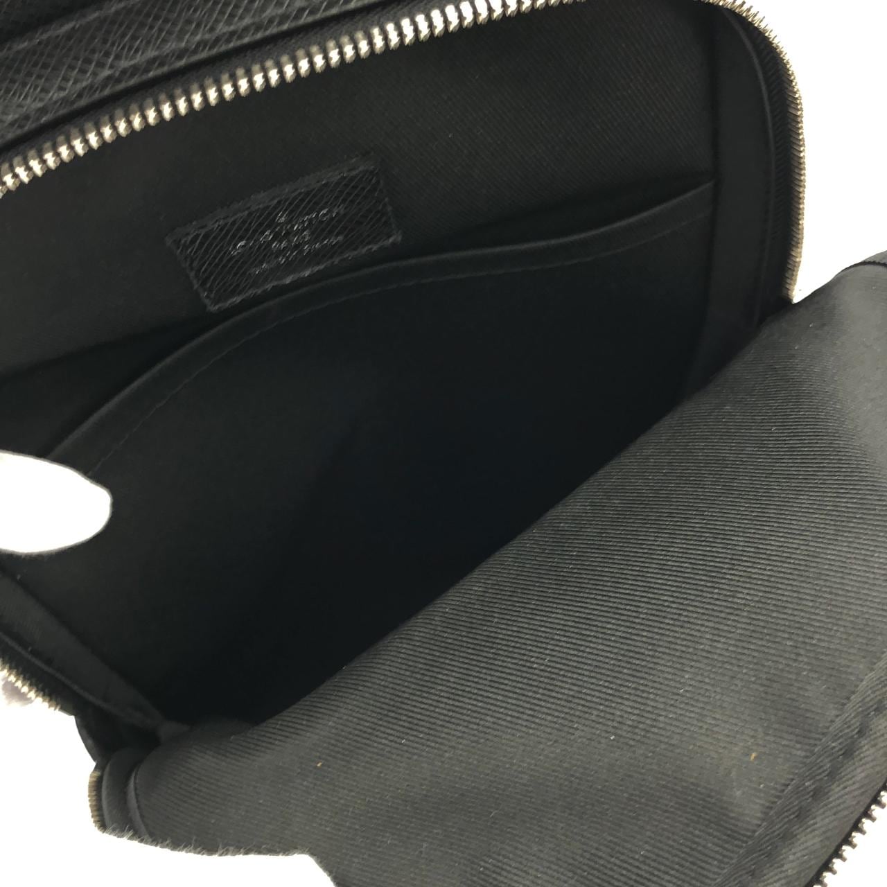 ルイヴィトン タイガ アヴェニュー スリングバッグ M30863 ショルダーバッグ