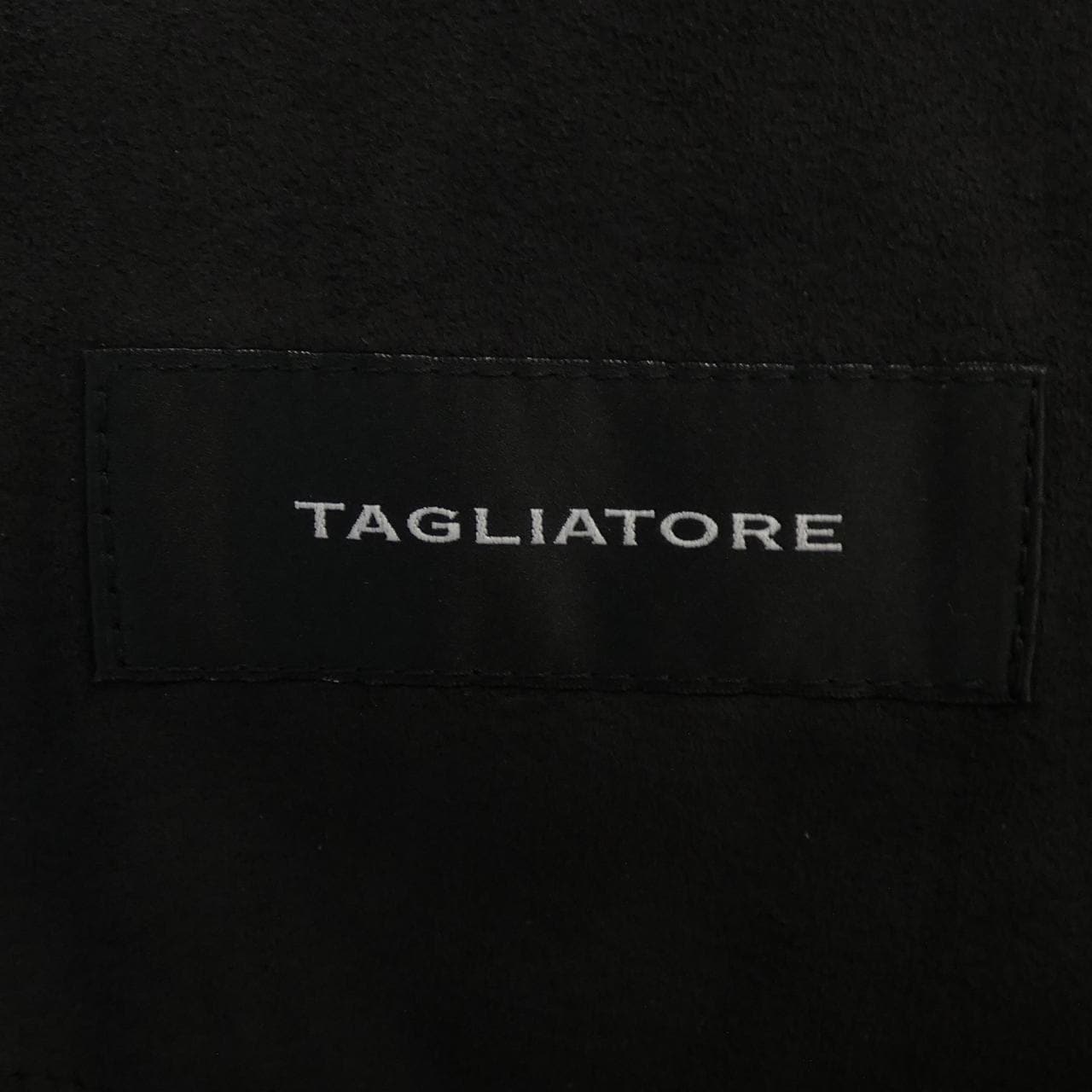 タリアトーレ TAGLIATORE スーツ