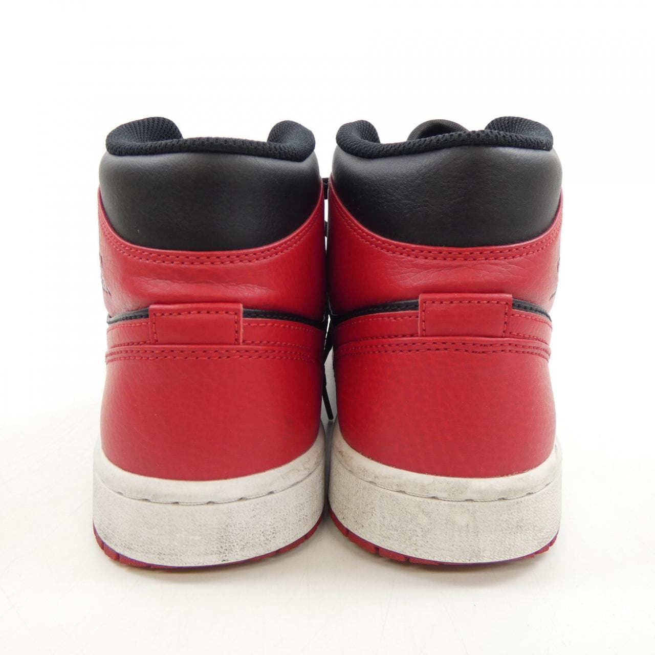 ナイキ ジョーダン NIKE JORDAN スニーカー